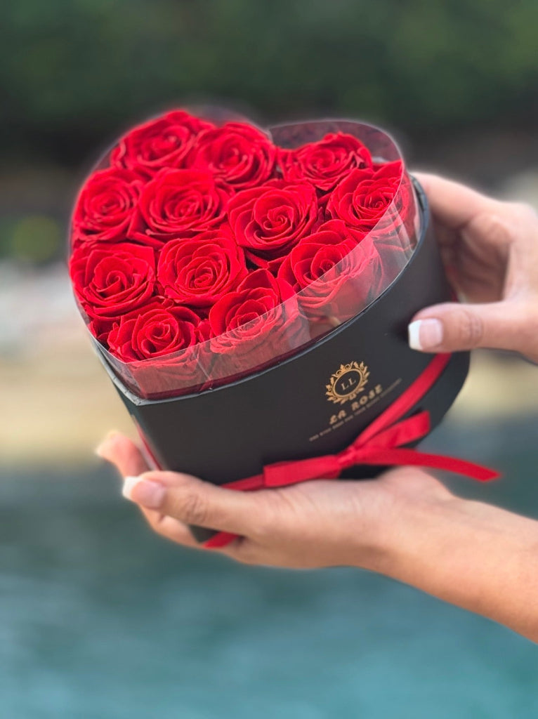 LaRose Forever Roses - 12 Roses Heart Shape